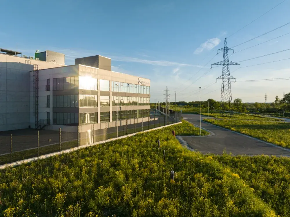 Greenergy Data Centersi kompleks Hüürus, vaade õhust.